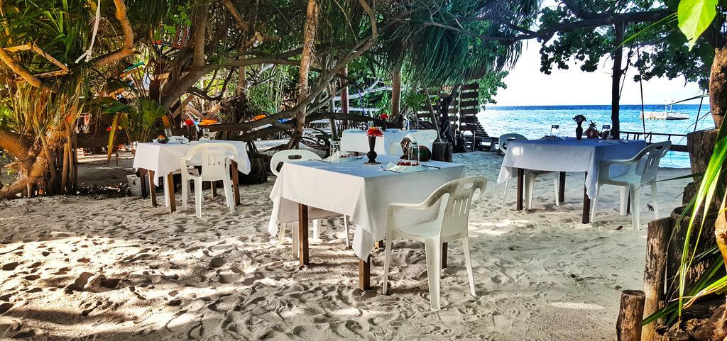 Rasdhoo Island Inn Beachfront Exterior foto